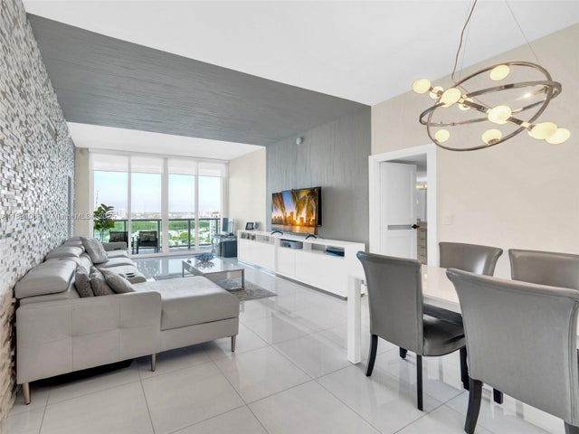 5 of 30 - 100 Bayview Dr Ph01, Sunny Isles Beach, FL