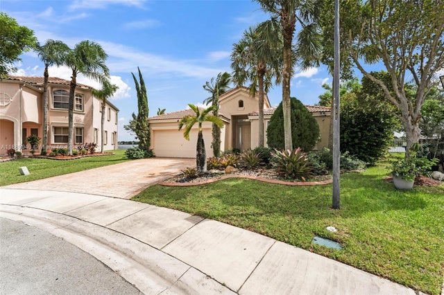 3 of 46 - 17018 Sw 52nd Ct, Miramar, FL