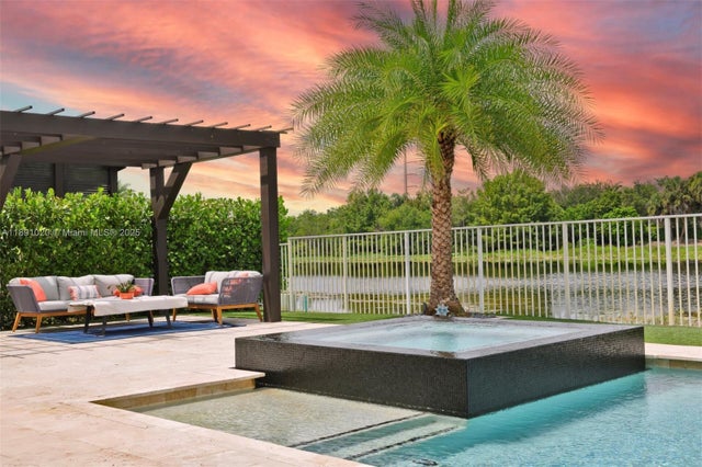 1 of 47 - 2132 Quail Roost Dr, Weston, FL