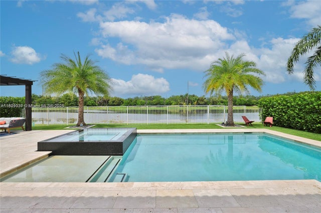 3 of 47 - 2132 Quail Roost Dr, Weston, FL