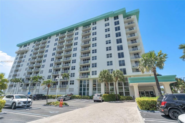 3 of 3 - 10350 W Bay Harbor Dr 10ab, Bay Harbor Islands, FL