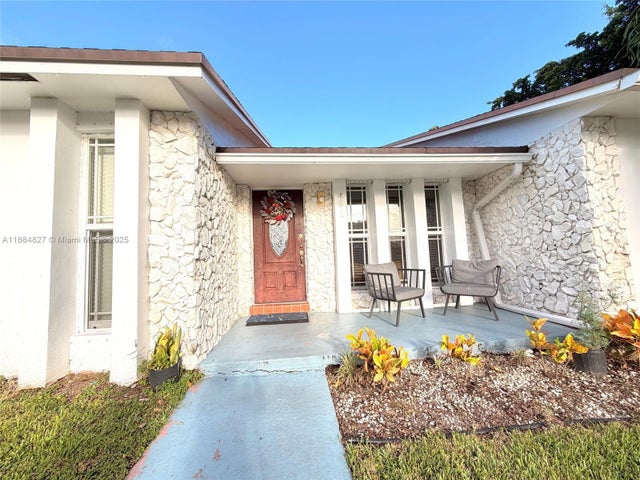 1 of 9 - 401 Se 5th St, Dania Beach, FL