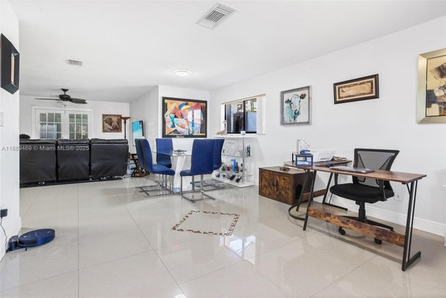 4 of 29 - 12424 Sw 10th Ter, Miami, FL