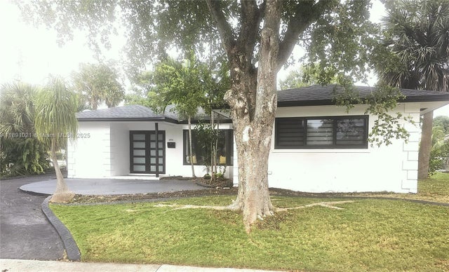 4 of 65 - 2856 Nw 10th Ave, Wilton Manors, FL