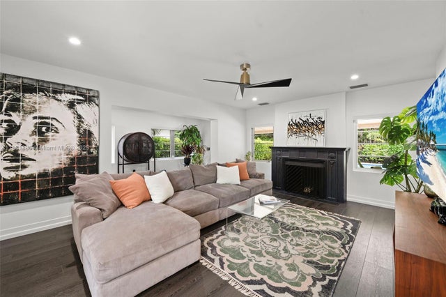 4 of 50 - 600 Ne 55th Ter, Miami, FL