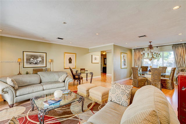 4 of 51 - 10735 Sw 134 Terrace, Miami, FL