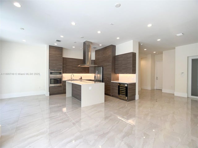 3 of 14 - 11843 Sw 81st Rd, Pinecrest, FL