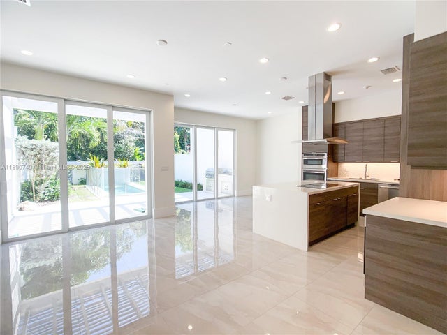 4 of 14 - 11843 Sw 81st Rd, Pinecrest, FL