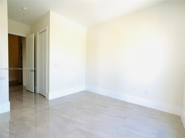 5 of 14 - 11843 Sw 81st Rd, Pinecrest, FL