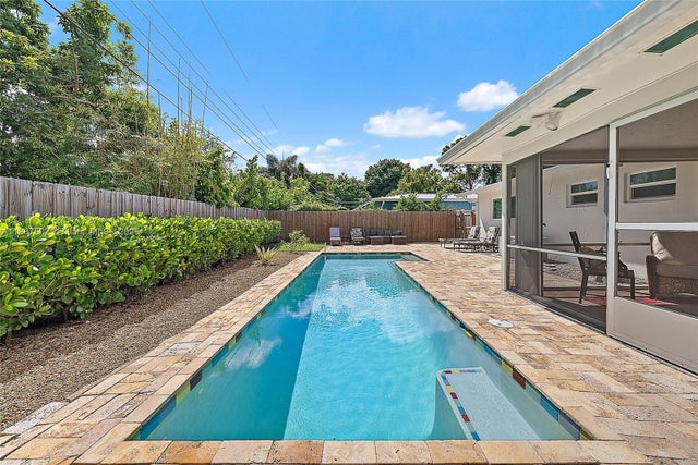 5 of 23 - 367 W Riverside Drive, Tequesta, FL