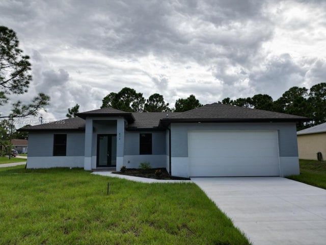 2 of 18 - 672 Nimitz Blvd, Lehigh Acres, FL