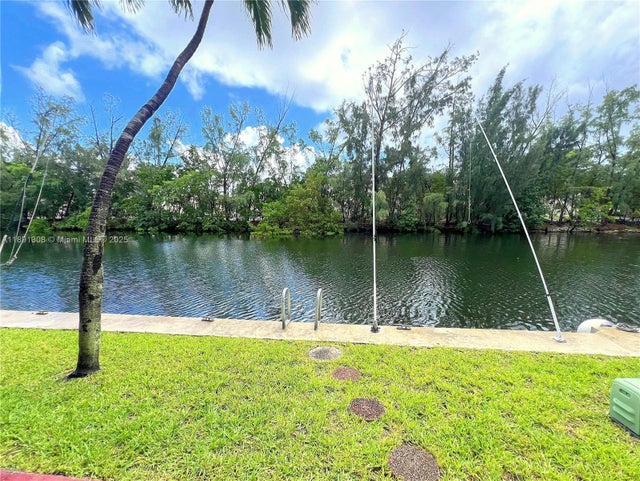 3 of 23 - 3660 Ne 166th St 104+ 32' Dock, North Miami Beach, FL