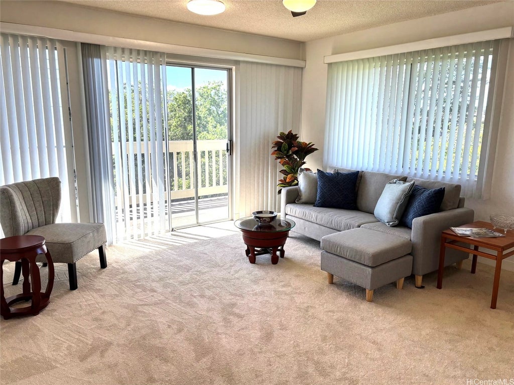 (unit #16j) 95-1050 Makaikai Streets, Mililani