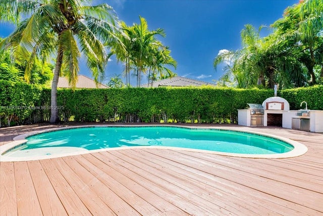 3 of 31 - 830 Lavender Cir, Weston, FL