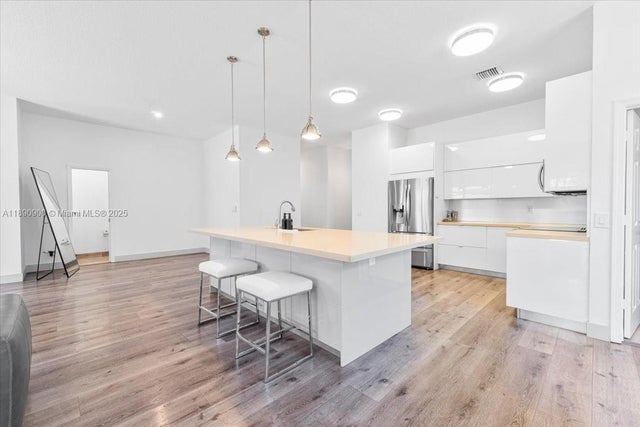4 of 31 - 830 Lavender Cir, Weston, FL