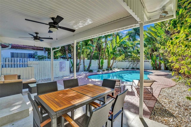 3 of 7 - 1640 Jefferson St, Hollywood, FL