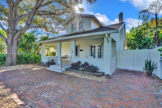 5 of 7 - 1640 Jefferson St, Hollywood, FL