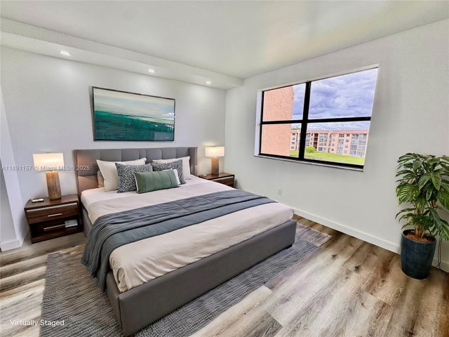 3 of 51 - 10467 Sunrise Lakes Blvd 410, Sunrise, FL