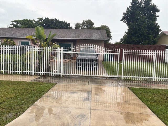 1 of 17 - 12601 Sw 268th St, Homestead, FL