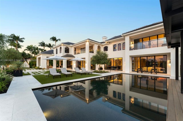 4 of 48 - 2401 Spanish River Rd, Boca Raton, FL