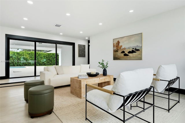 5 of 34 - 8341 Sw 87th Ter, Miami, FL