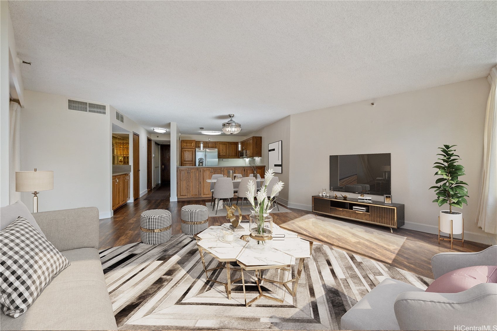 Photo of Listing #202521939