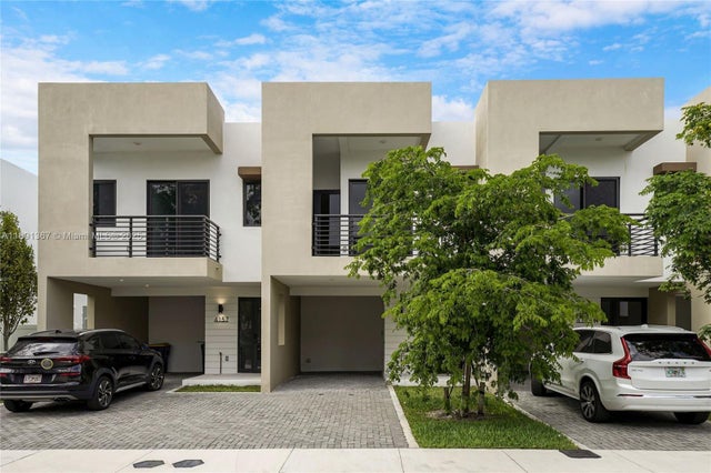 1 of 28 - N/A, Dania Beach, FL