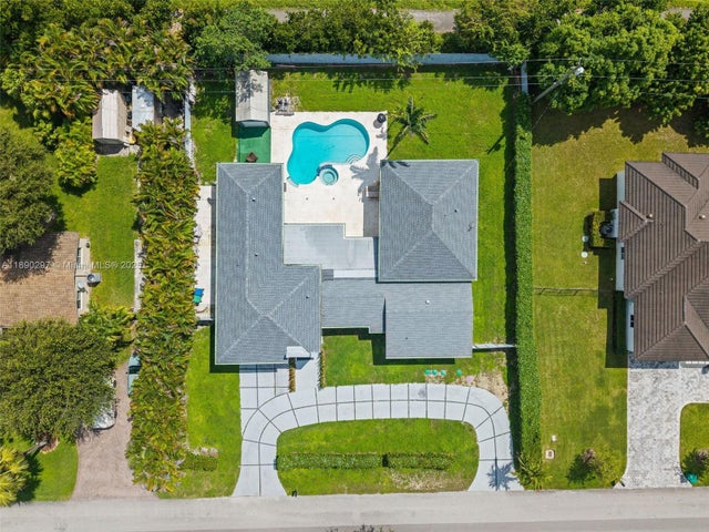 4 of 56 - 11811 Sw 82 Rd, Miami, FL