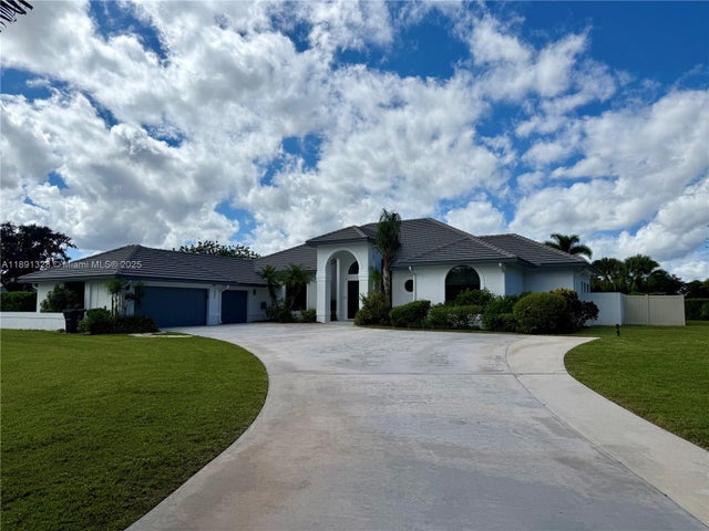 4 of 88 - 14984 Roan Ct, Wellington, FL