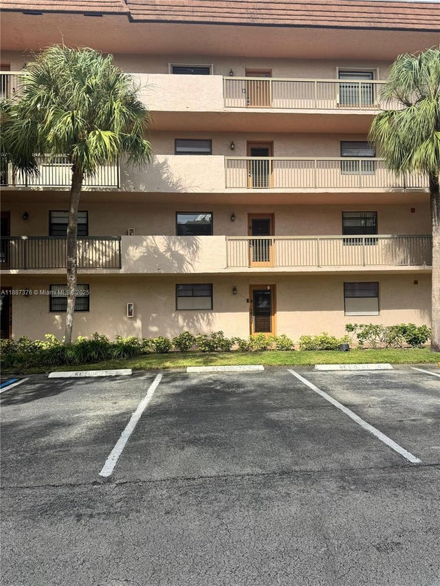 3 of 17 - 4960 E Sabal Palm Blvd 203, Tamarac, FL