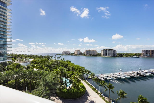 3 of 33 - 1000 S Pointe Dr 703, Miami Beach, FL