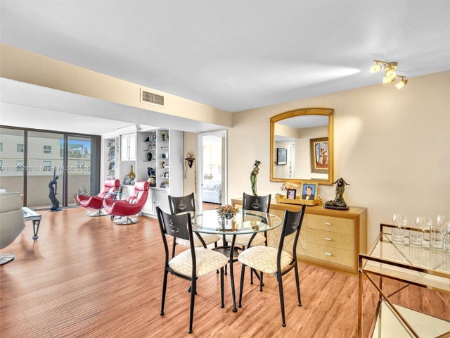 3 of 46 - 600 Biltmore Way 406, Coral Gables, FL