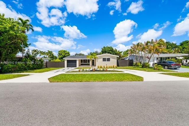 4 of 30 - 3333 Roosevelt St, Hollywood, FL