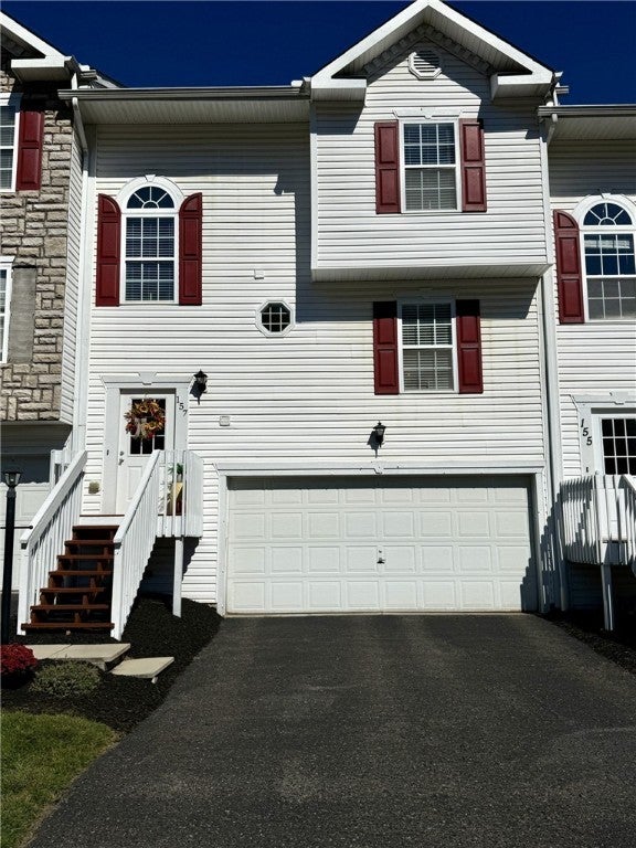 157 Mountain Drive, Carnegie