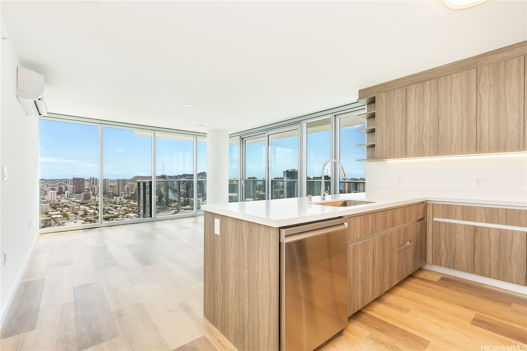 Photo of Listing #202521974