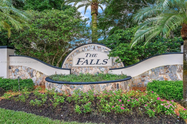 1 of 32 - 925 Briar Ridge Rd, Weston, FL