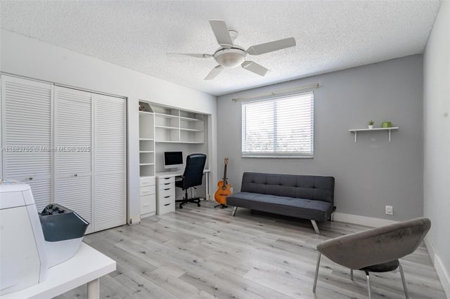 5 of 32 - 925 Briar Ridge Rd, Weston, FL
