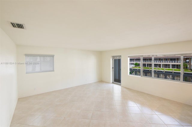 4 of 42 - 2881 Ne 32nd St 221, Fort Lauderdale, FL