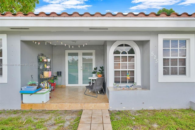 4 of 59 - 525 Sw 68th Ave, Miami, FL