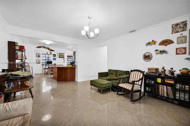 5 of 59 - 525 Sw 68th Ave, Miami, FL