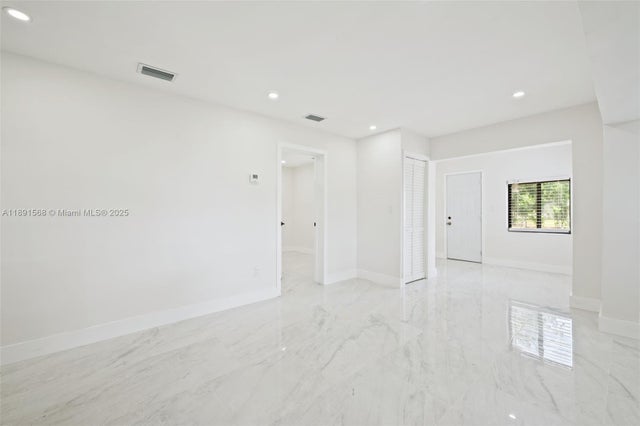 4 of 36 - 261 Nw 2nd Ct, Deerfield Beach, FL