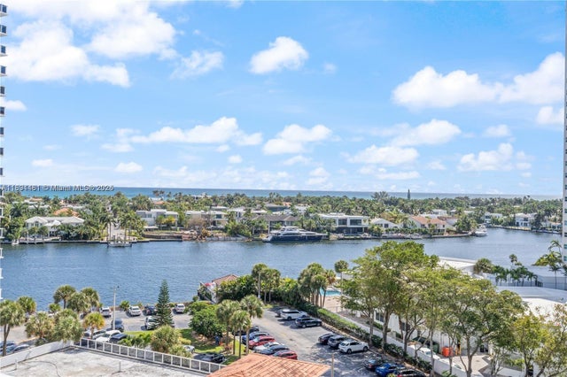 20505 E Country Club Dr 1537, Aventura