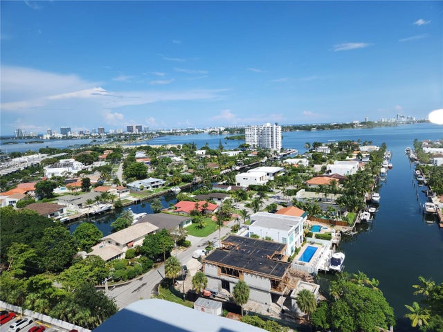 3 of 57 - 2100 Sans Souci Blvd Ph F2, North Miami, FL