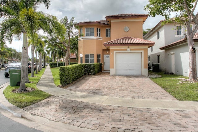 4126 Ne 11th Dr, Homestead