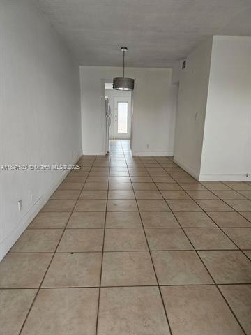 4 of 9 - 1450 Ne 170th St 211, North Miami Beach, FL