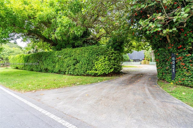1 of 42 - 6031 Sw 82nd Ave, Miami, FL