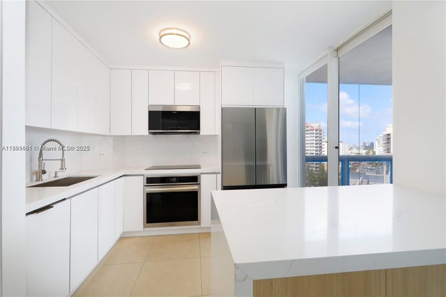 1 of 10 - 6301 Collins Ave 1608, Miami Beach, FL