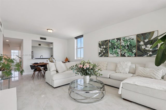 3 of 43 - 3340 Ne 190th St 1101, Aventura, FL
