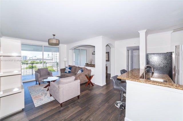 17150 N Bay Rd 2914, Sunny Isles Beach