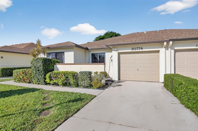 2 of 34 - 20774 Concord Green Dr W, Boca Raton, FL